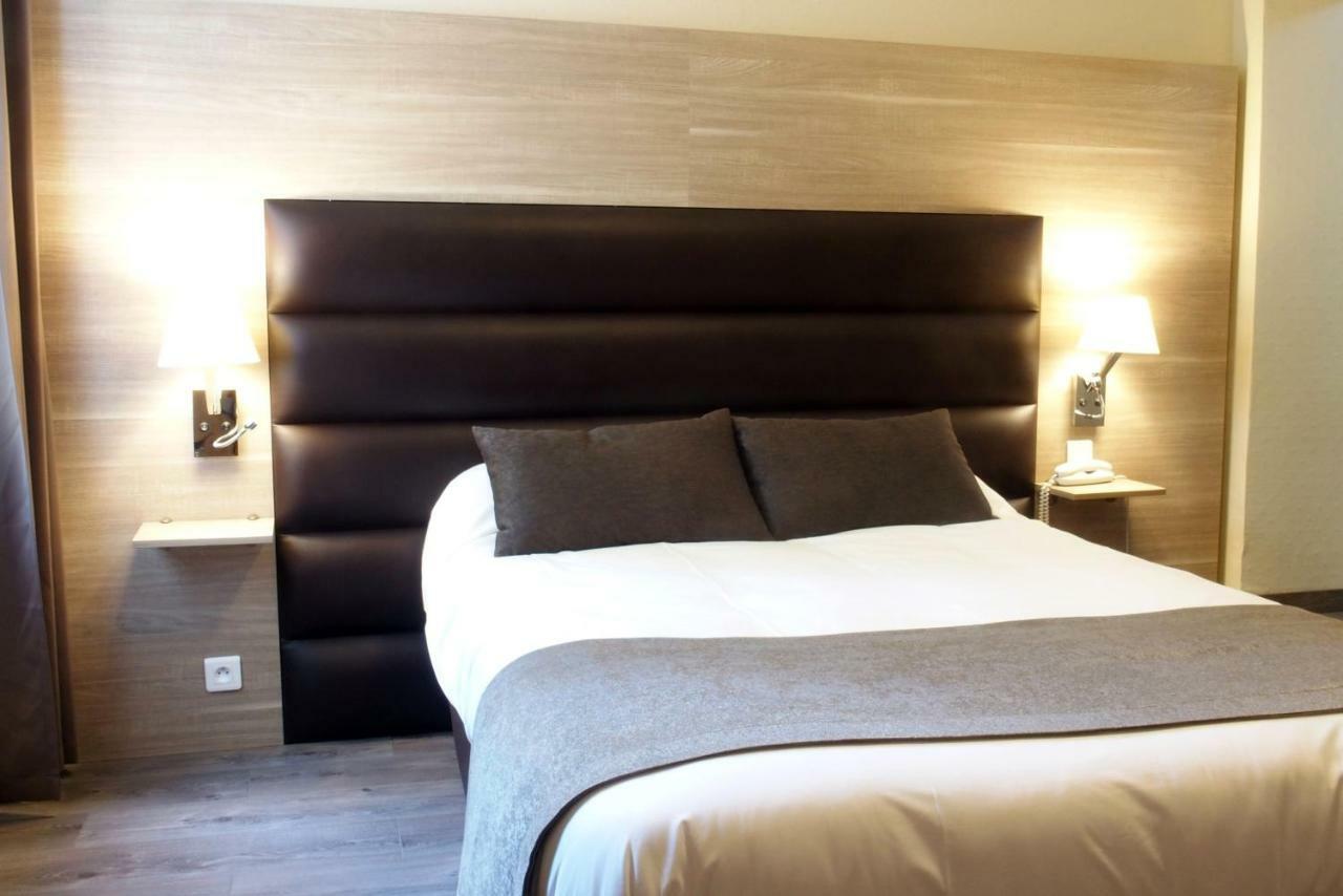 Logis Hotel - Auberge De L'Helix Rosoy  外观 照片